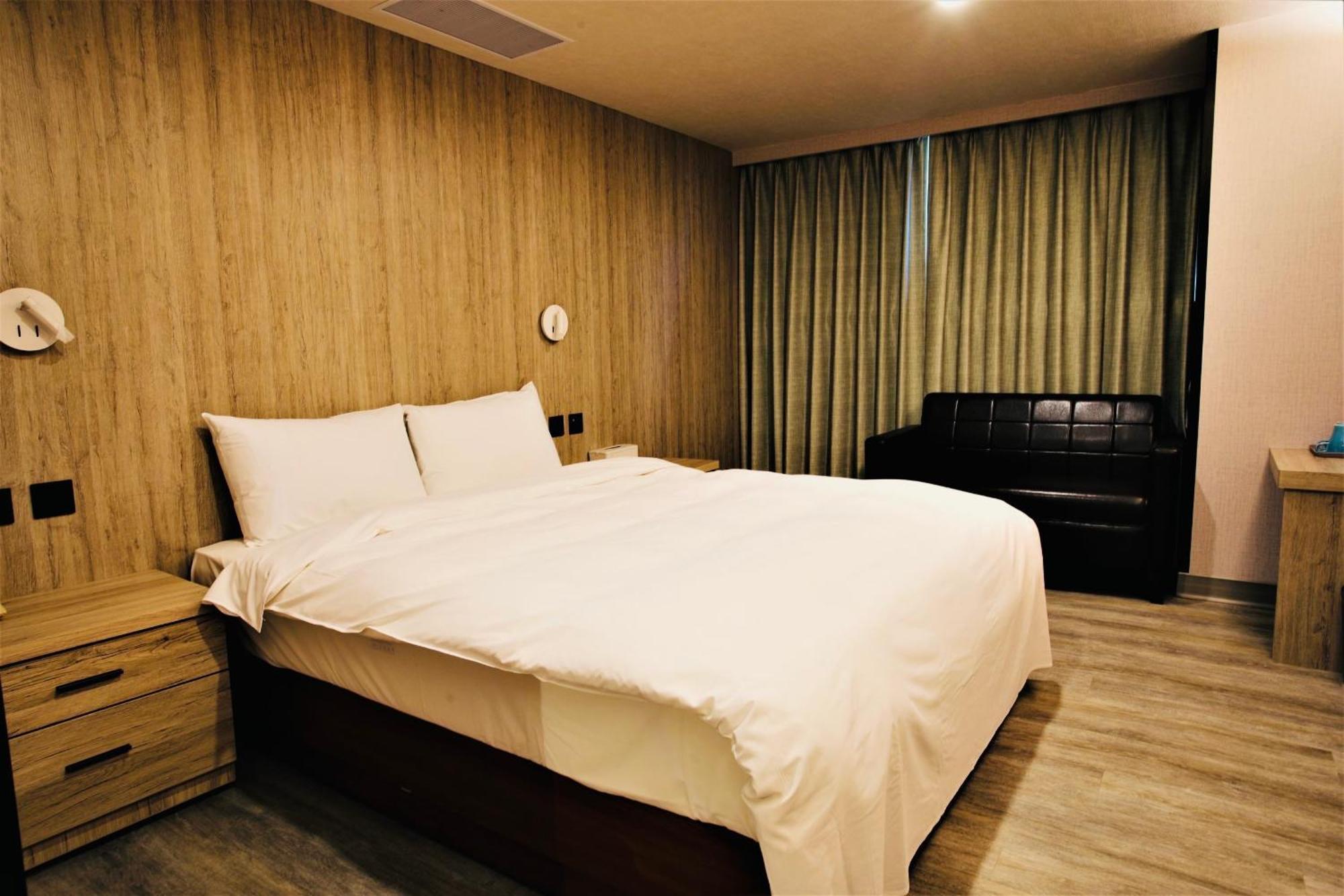 Golden Home Hotel Taipei Exterior foto