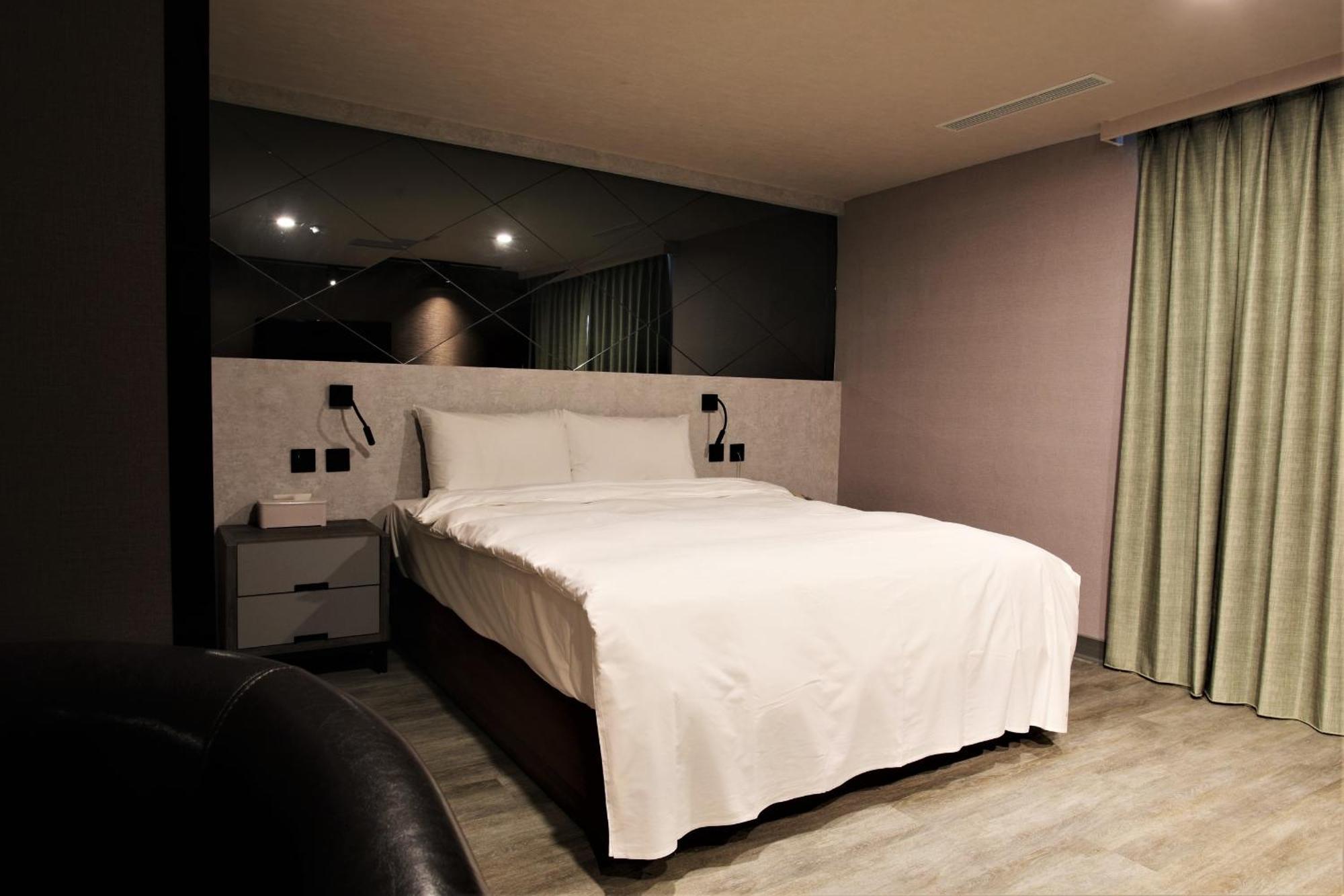 Golden Home Hotel Taipei Exterior foto
